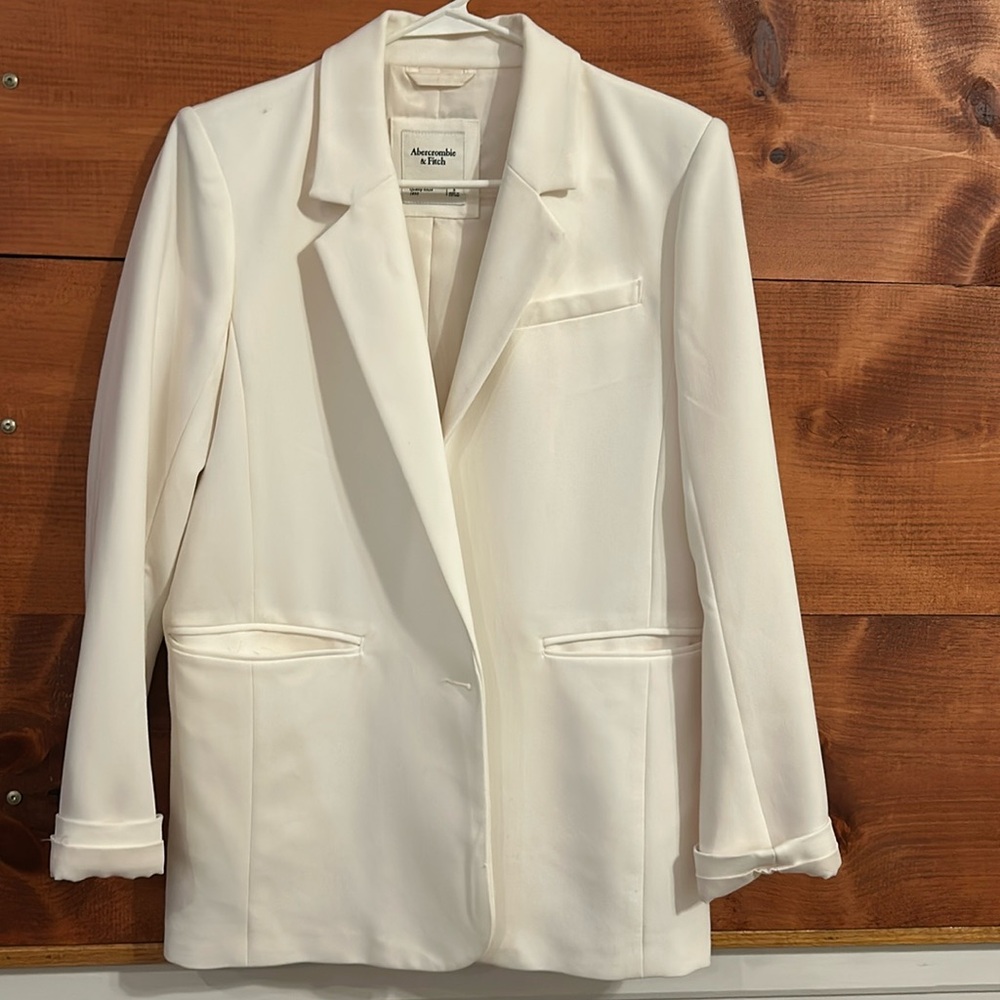 Abercrombie & Fitch White Blazer